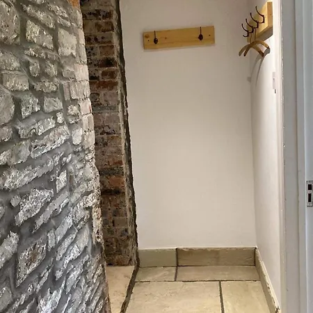 The Wrens Nest Apartment Swansea Exterior photo
